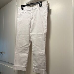 NWT Kut from the Kloth “Amy” white jeans - size 12